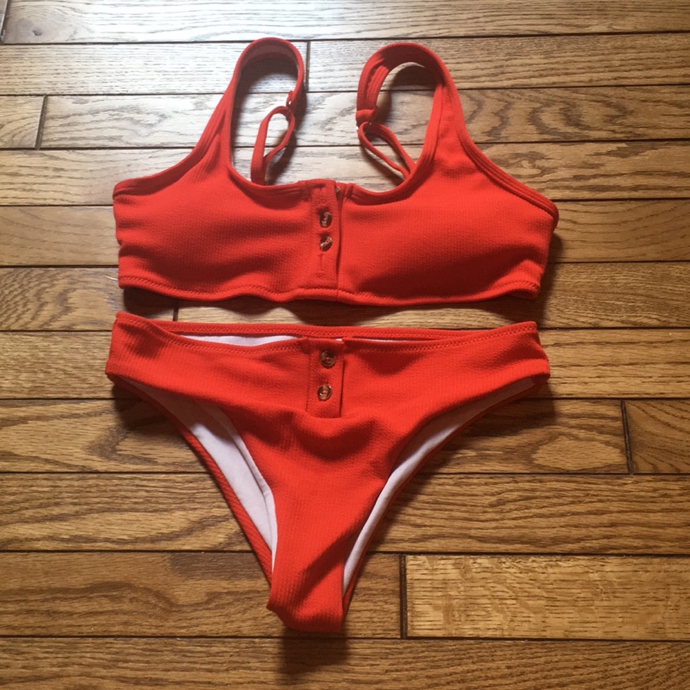 Red button bikini